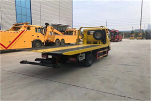 船山非事故拖车