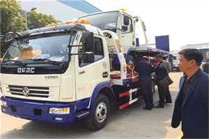 船山汽车道路救援拖车价格